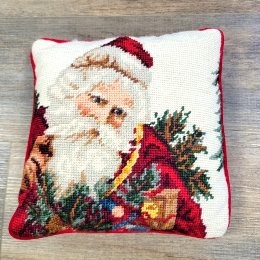 Vintage Old Fashioned Santa Claus Accent Pillow Needlepoint Velveteen Backing